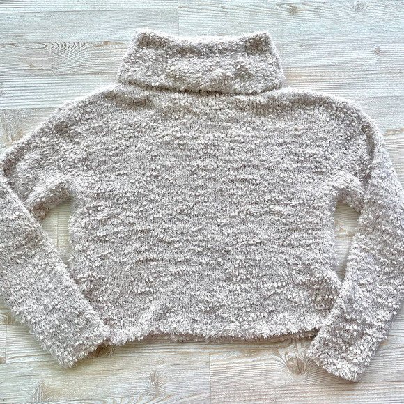 Chelsea & Violet Girls' Boucle Funnel Neck Crop Sweater | Oatmeal XL - Picture 5 of 7